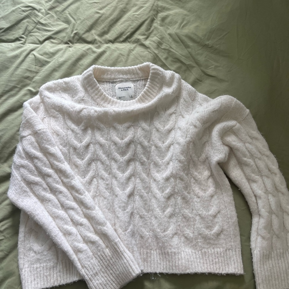 Abercrombie White Cable Knit Sweater